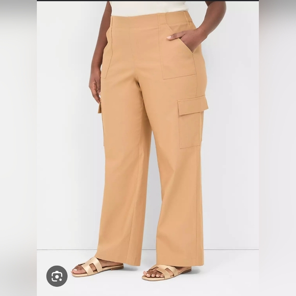 Women's Khaki Cargo Pamts - Picture 1 of 3
